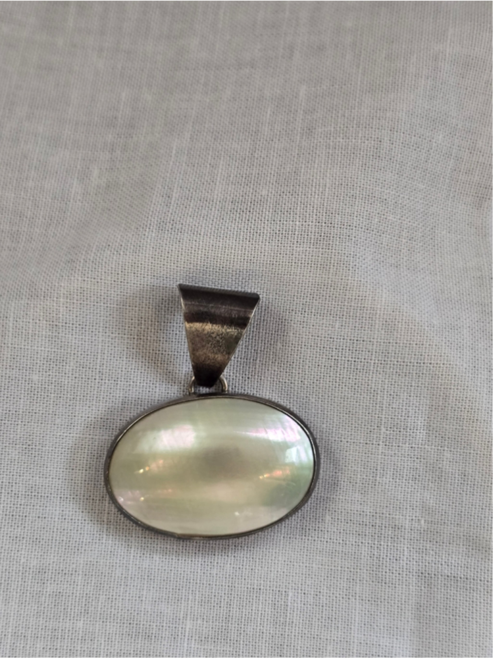 Vintage Southwest OD Sterling Silver Smooth Bezel Oval Mother of Pearl Pendant